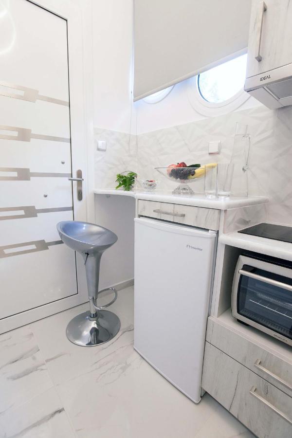Luxury Studio In Nauplio Apartment นาฟปลิโอ ภายนอก รูปภาพ