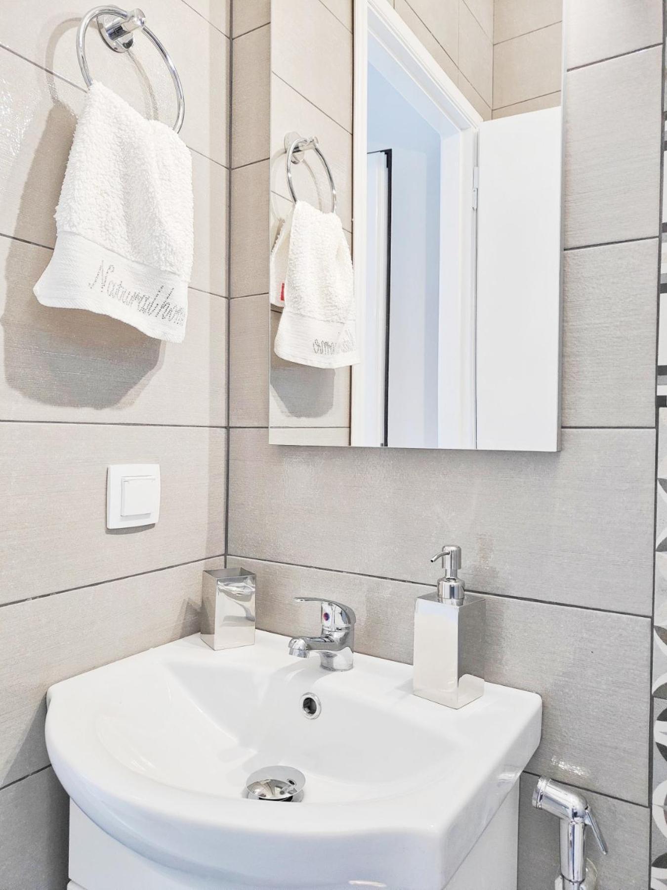 Luxury Studio In Nauplio Apartment นาฟปลิโอ ภายนอก รูปภาพ